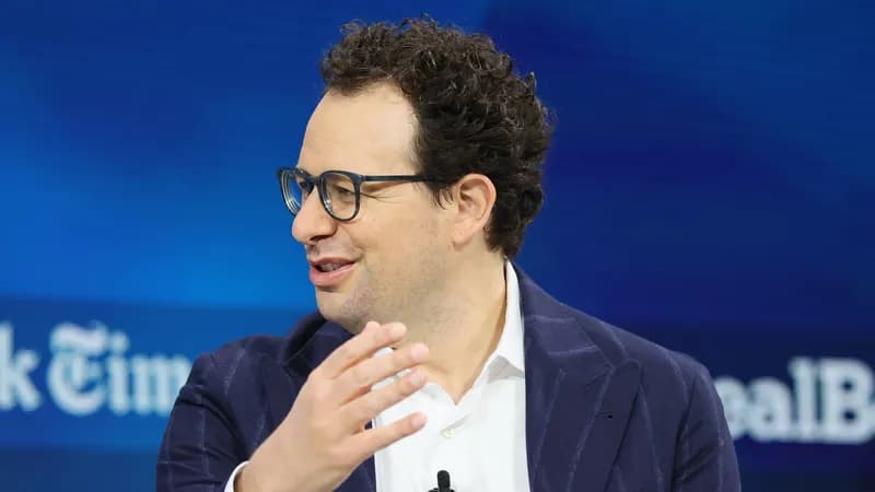 Anthropic blochează accesul la modelele Fable 5 și Mythos 5, la ordin guvernamental