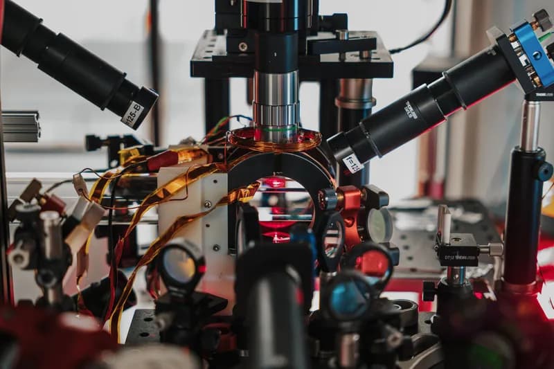 Unlocking Time: 'Mini-Universe' Reveals How Time Emerges From Within