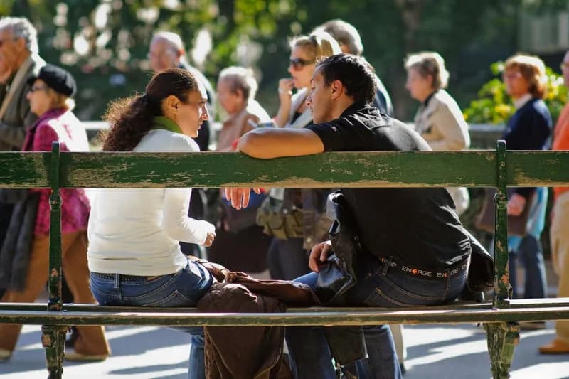 De ce compania AI nu poate înlocui conexiunea umană