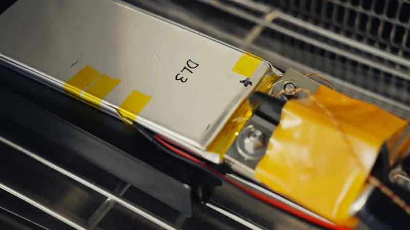 Bateria solid-state pentru EV a Donut Lab rezistă la 100°C