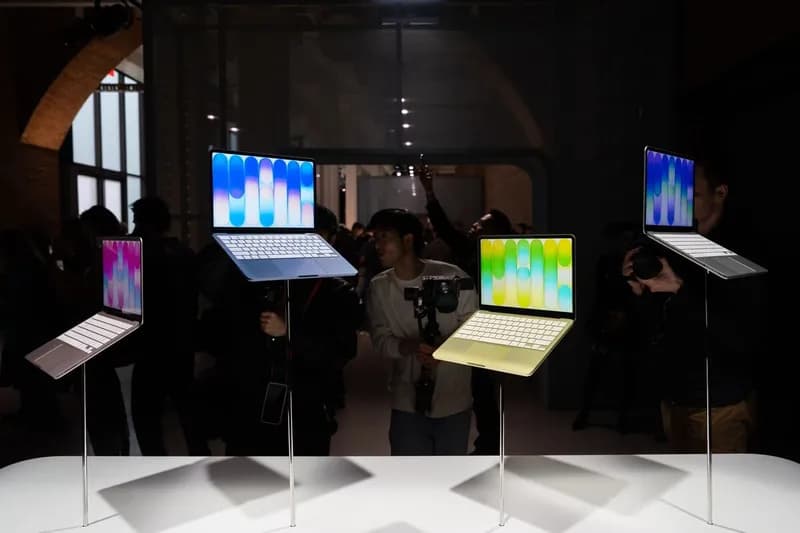 Apple negociază achiziția de cipuri de memorie din China, deși producătorii sunt pe lista neagră a Pentagonului