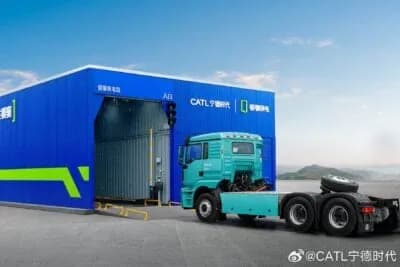 J&T Express va introduce 5.000 de camionete electrice cu schimb de baterii CATL