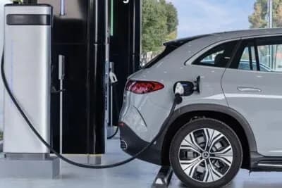 China Phases Out PHEV Tax Breaks, Fuels Pure EV Future by 2027