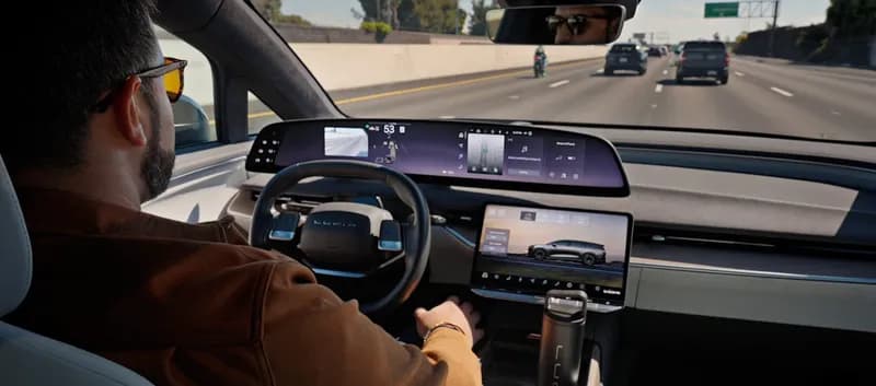 Lucid Motors își reorganizează masiv conducerea într-o perioadă dificilă