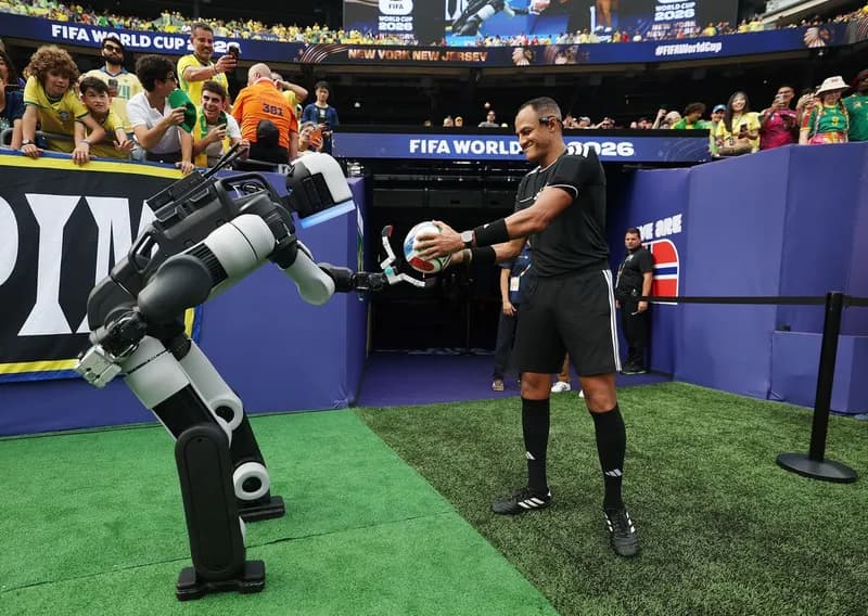 Hyundai prezintă robotul humanoid Atlas la Cupa Mondială de Fotbal 2026