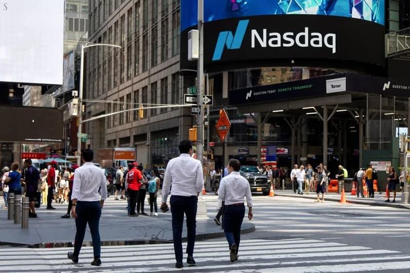 Intel-Backed AI Chipmaker Syntiant Files for IPO