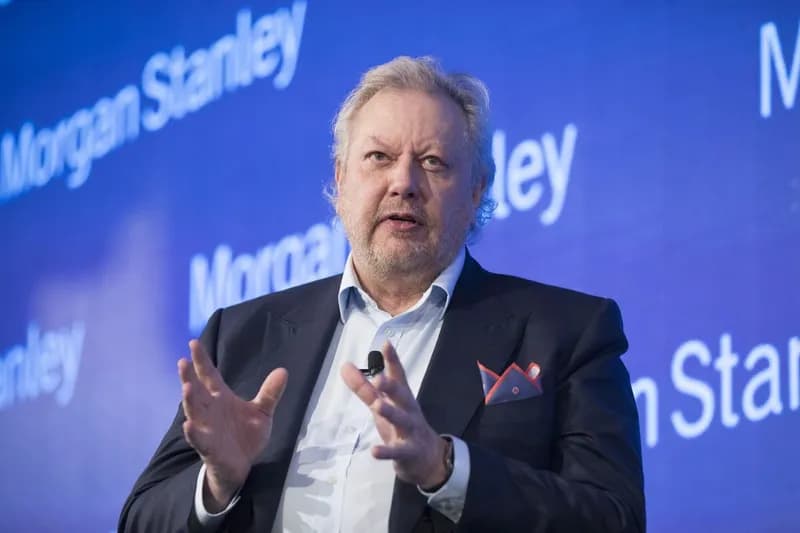 WiseTech Shares Surge Following Resignation of Founder Richard White as Chair