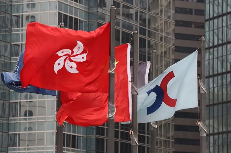 Furnizorul Apple, Luxshare, debutează la bursa din Hong Kong după o listare de 3,1 miliarde de dolari