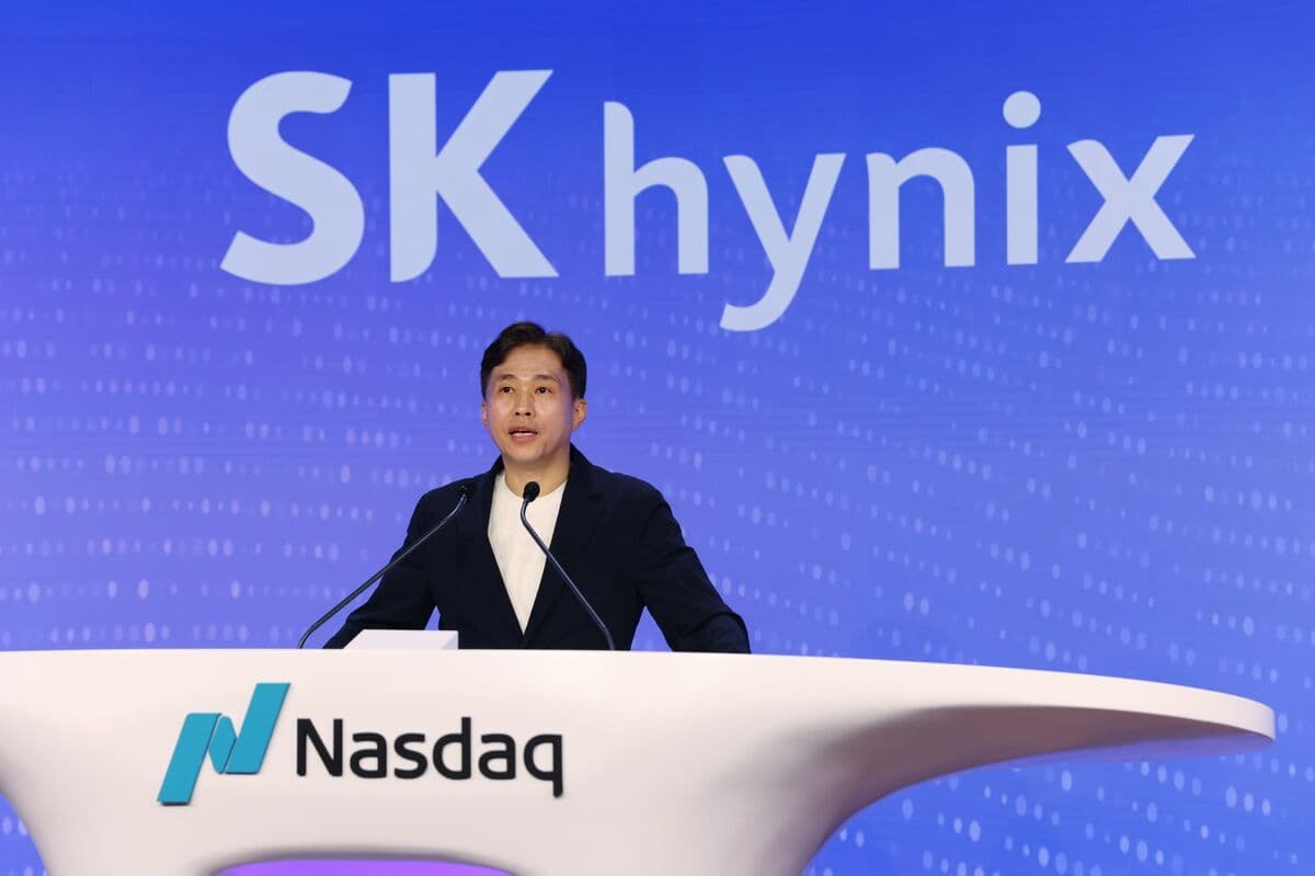SK Hynix CEO Forecasts Global Memory Shortage Extending Beyond 2030