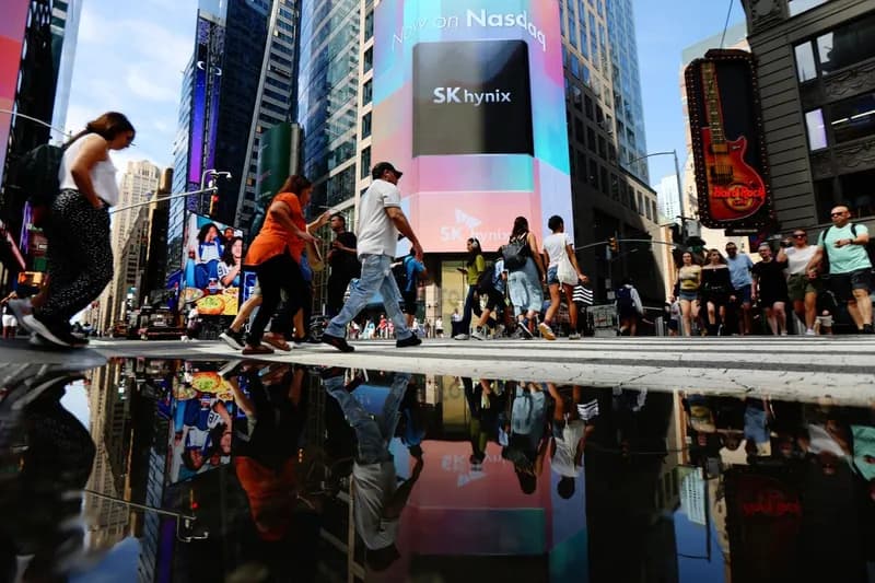 SK Hynix Debuts on US Market with Record-Breaking Public Listing