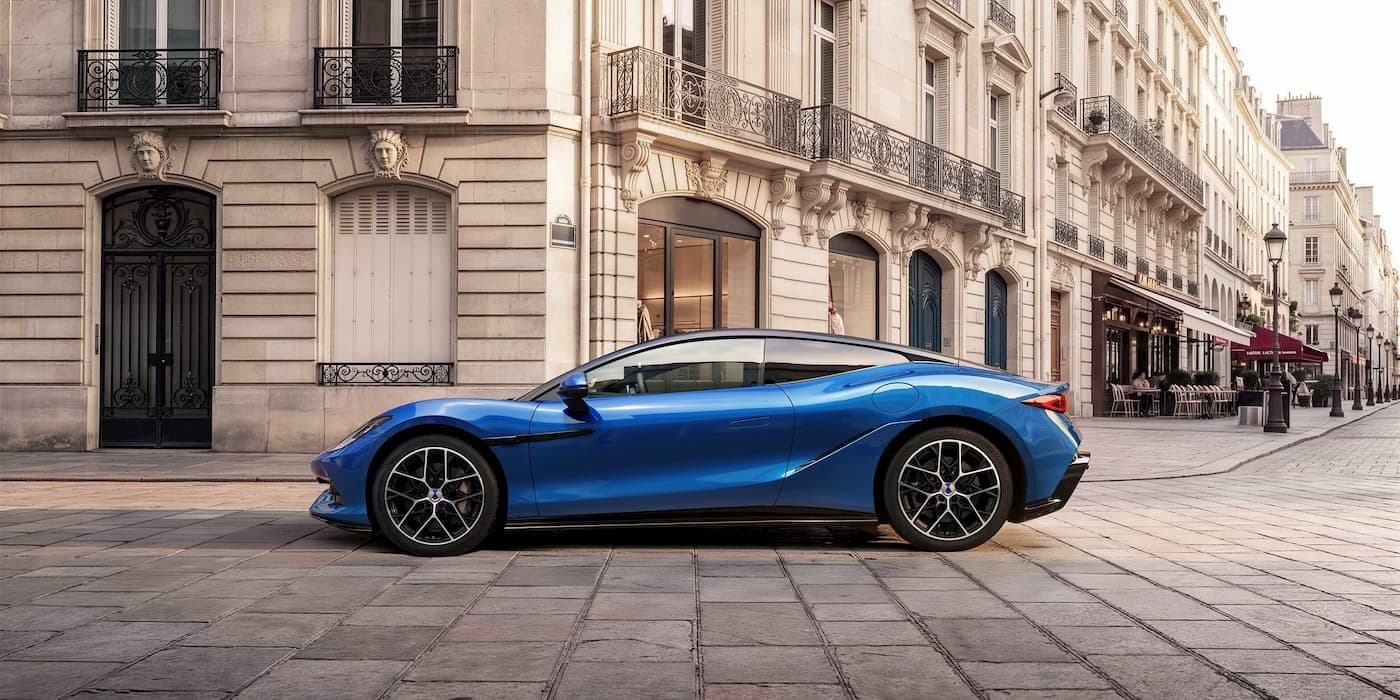 BYD lansează modelul electric de înaltă performanță Denza Z: Un supercar de 200.000 de dolari