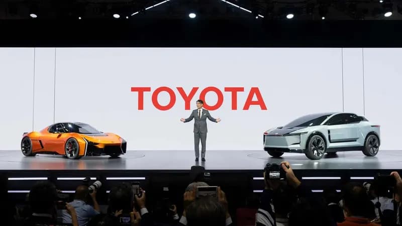 Președintele Toyota îndeamnă producătorii japonezi să se unească împotriva concurenței chineze pe piața vehiculelor electrice