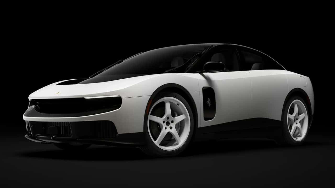 Ferrari scoate la licitație exemplarul cu seria numărul 1 al primului său model electric de serie