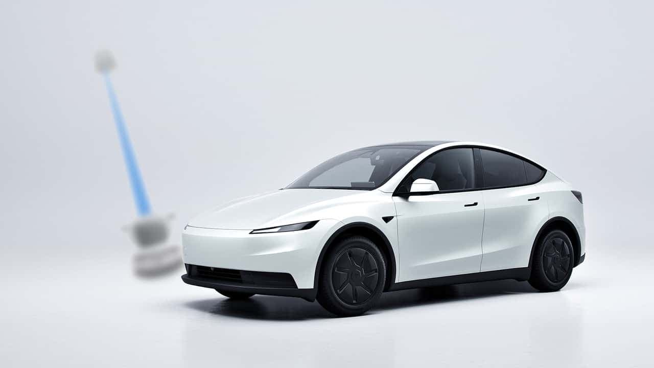 Tesla Approaches 1.5 Million Full Self-Driving Subscribers
