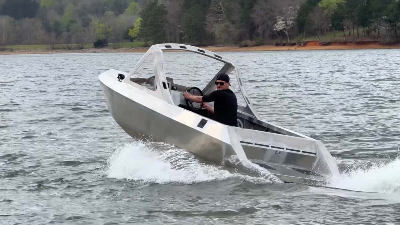 YouTuber Builds Electric Jet Boat After Tesla Fails to Produce One