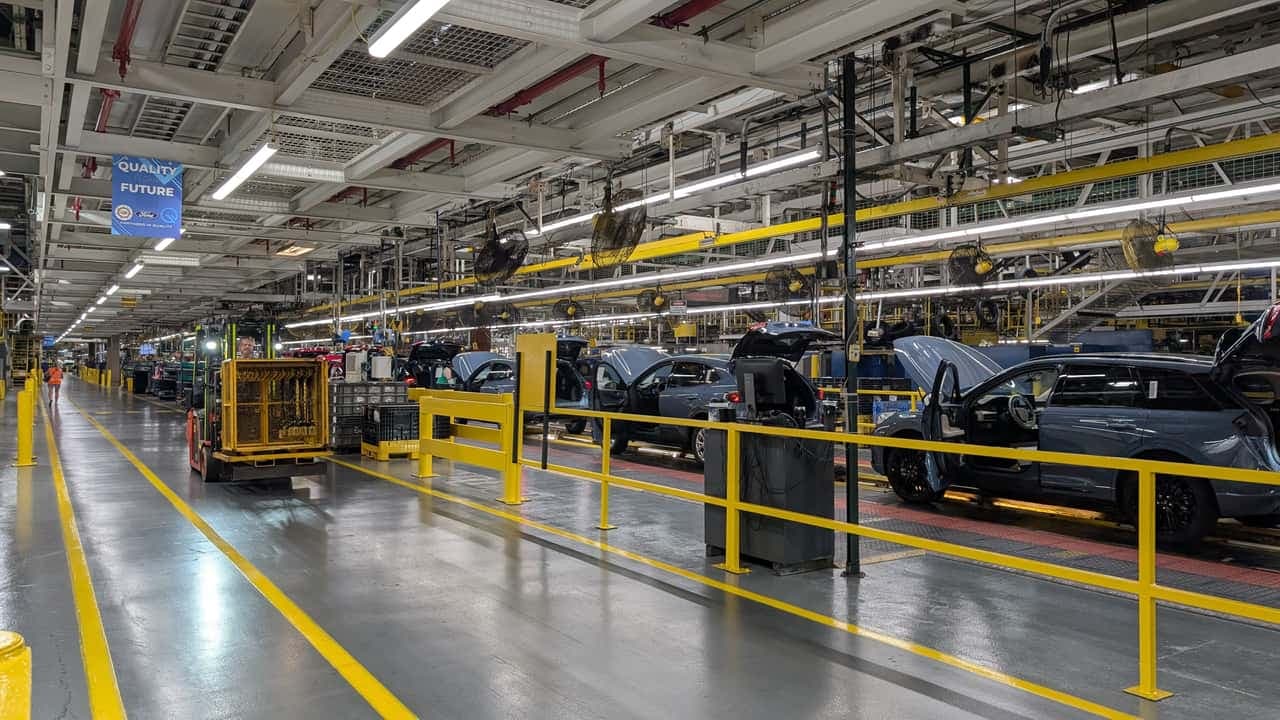 Ford prezintă un crossover hibrid accesibil: un model la 25.000 de dolari
