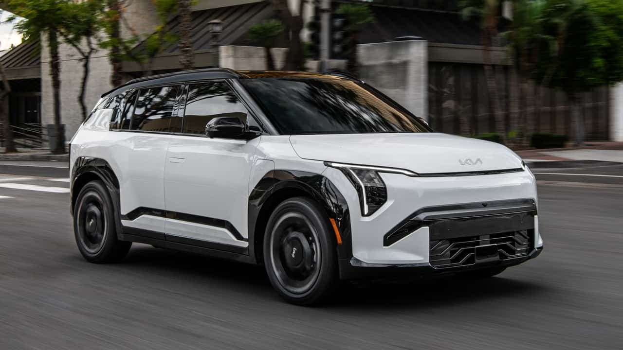 2027 Kia EV3 Launches This Summer with Up to 321 Miles of Range