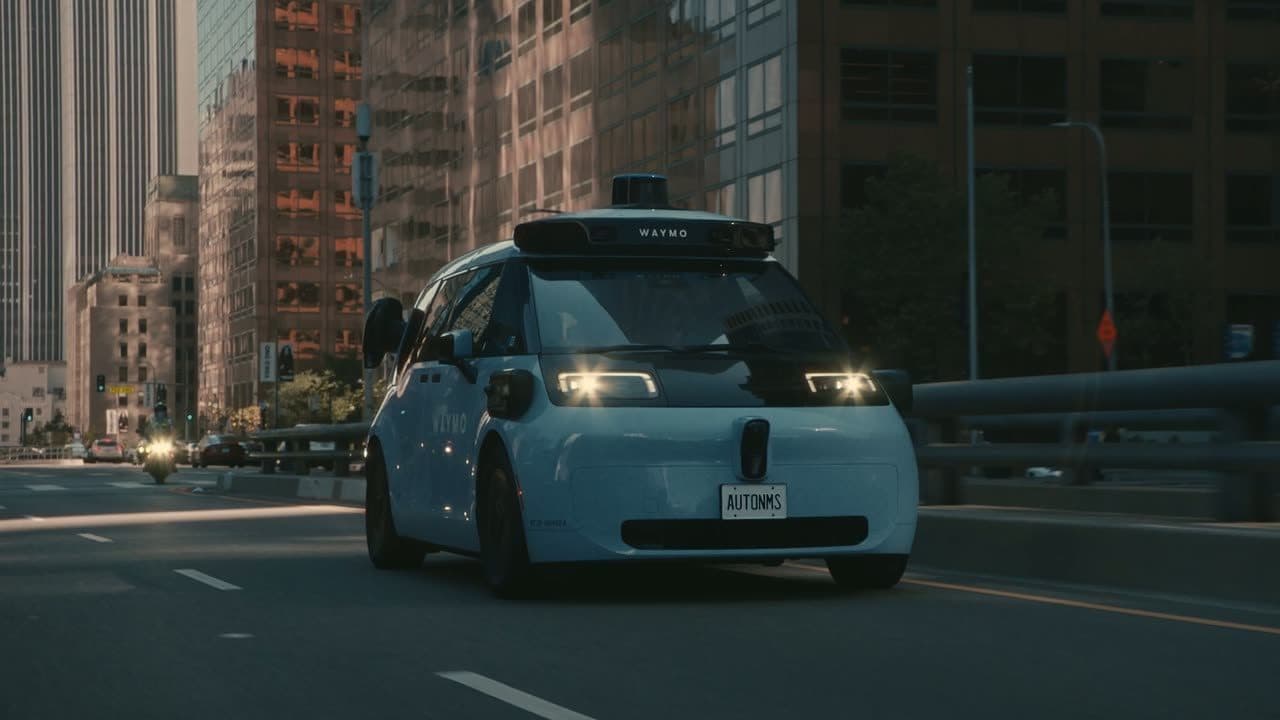 Waymo Primește Aprobarea Californiei pentru Extinderea Serviciului de Robotaxi
