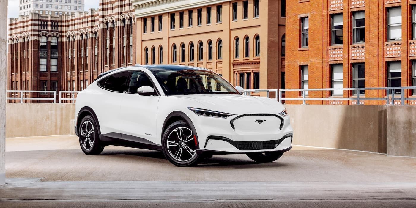 Ford recheamă aproape 90.000 de vehicule electrice Mustang Mach-E