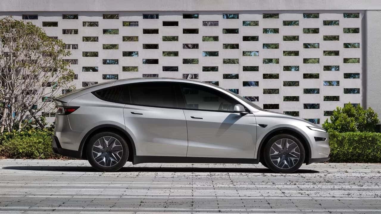 Tesla's New Three-Row EV Sets Record Range