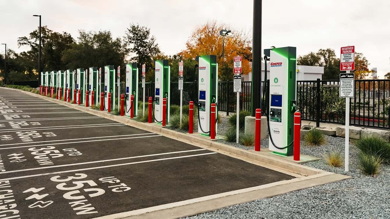 Why Quantity Beats Speed in the Future of EV Charging Infrastructure