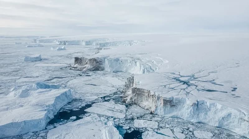 Efectul tropical: De ce Antarctica a acumulat brusc 695 de miliarde de tone de gheață