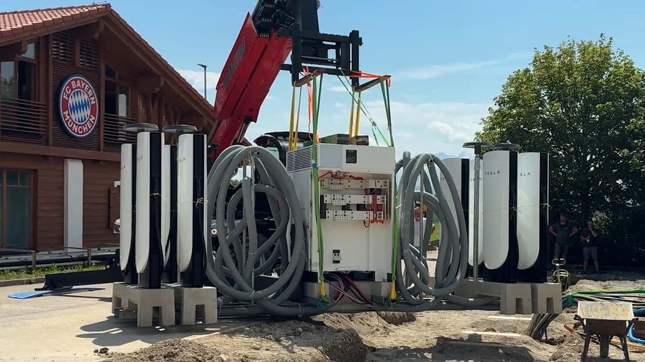 Superchargerele „Accordion” de la Tesla: un nou plan pentru extinderea rapidă a infrastructurii