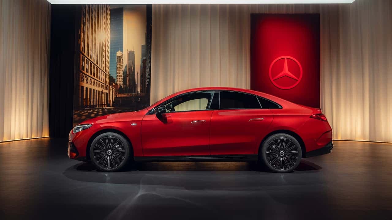 Mercedes-Benz CLA stabilește un nou etalon pentru încărcarea rapidă a vehiculelor electrice