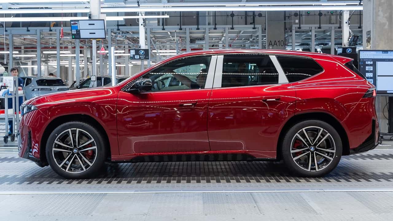 BMW Shifts Debrecen Plant Into Overdrive as iX3 Demand Soars