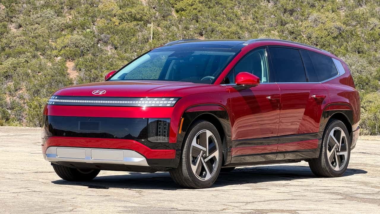 Hyundai recheamă în service modelul Ioniq 9 din cauza unei probleme la scaune