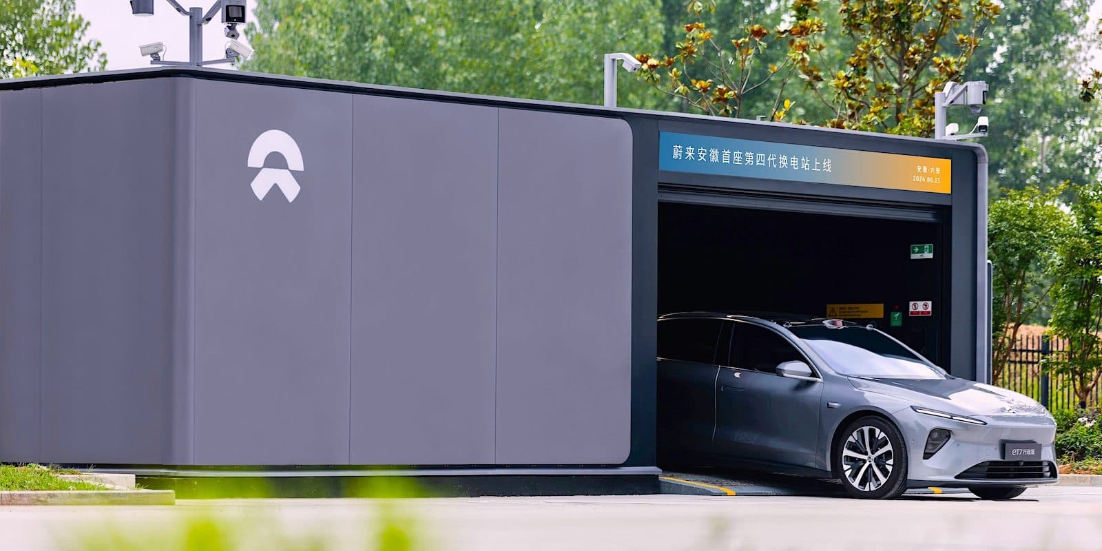 Geely investește masiv în infrastructura de schimb de baterii a NIO