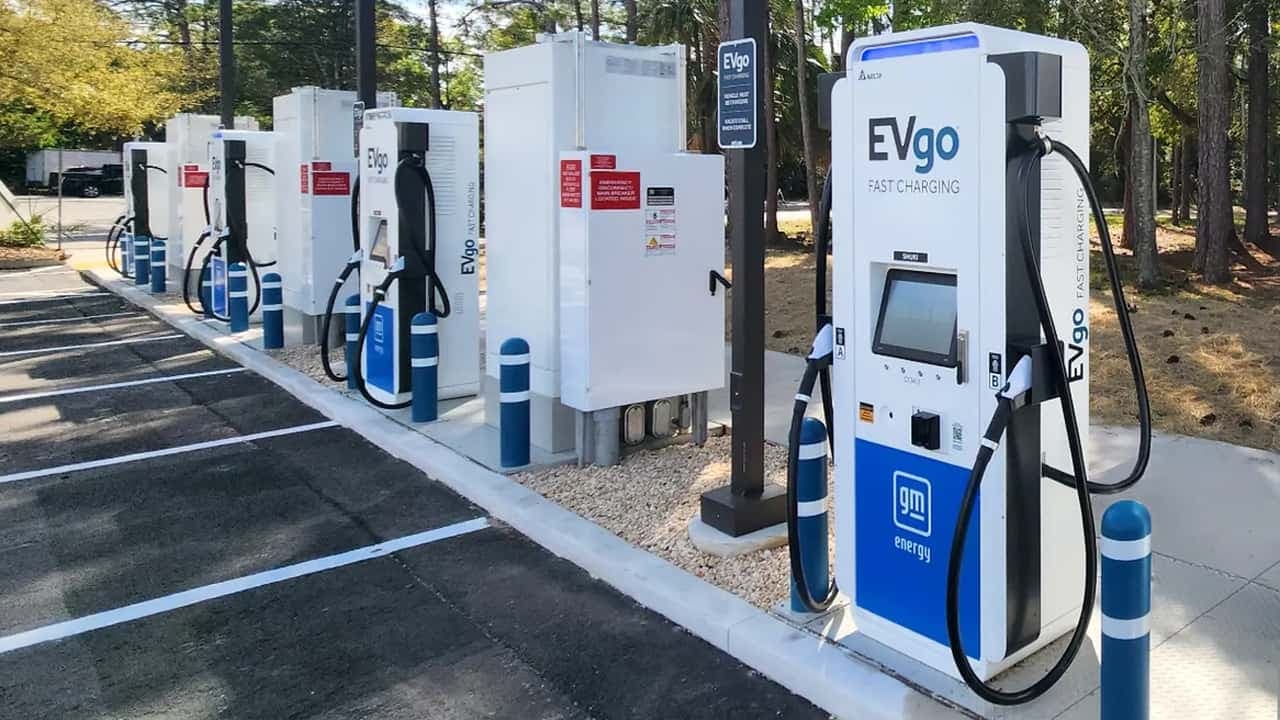 EVgo Bets Big on Future-Proofing with Massive 750 kW Charging Stalls