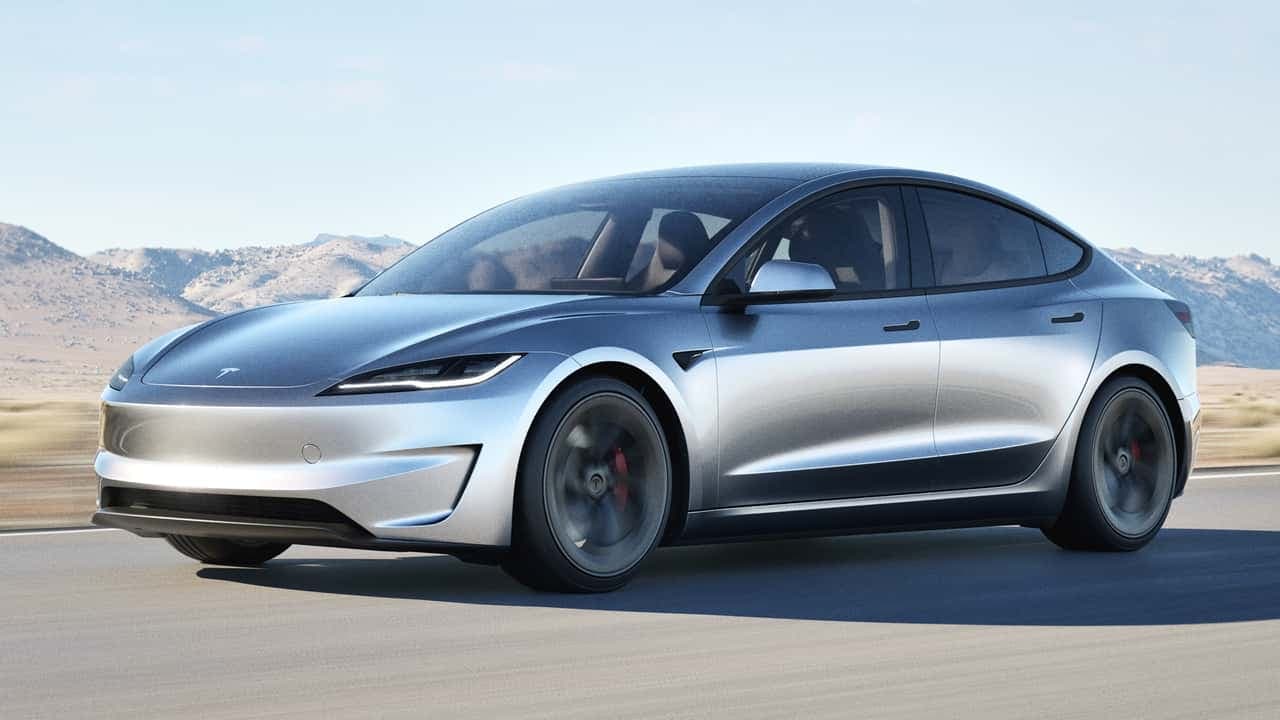 Tesla actualizează Model 3 cu funcționalitate V2L, dar piața din SUA rămâne în așteptare