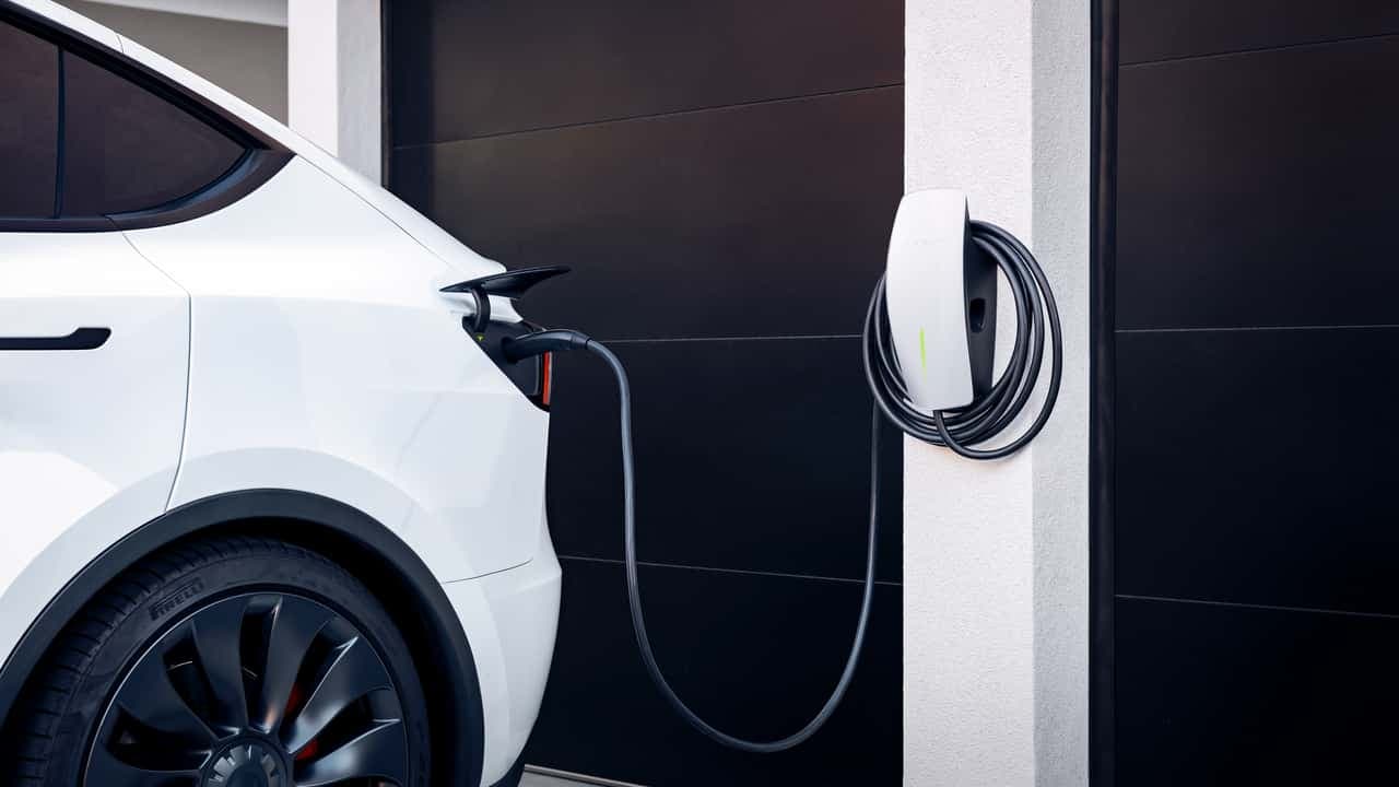 Tesla extinde capabilitățile de alimentare a locuinței pentru Model 3 și Model Y