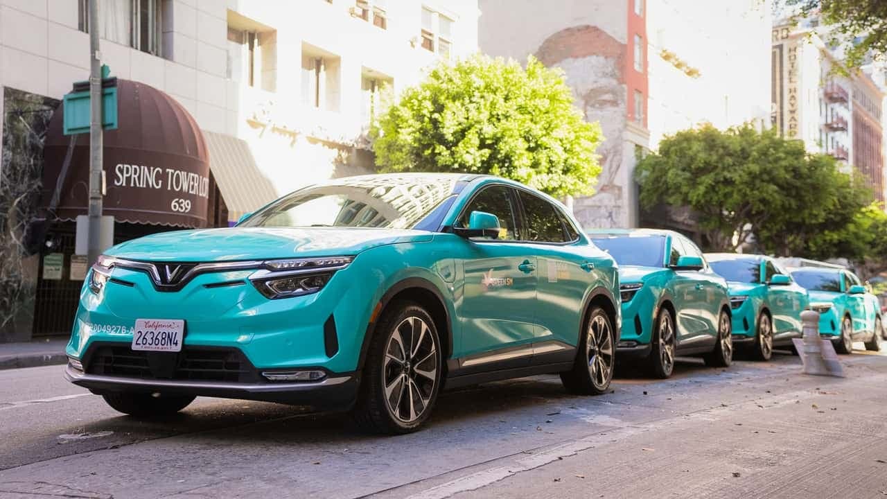 Green SM Brings a Fleet of 500 VinFast EVs to the Streets of Los Angeles